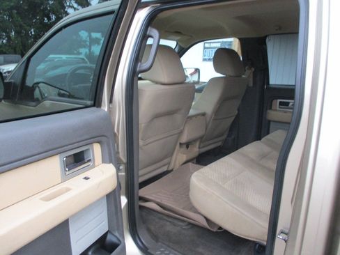Used 2011 Ford F150 XLT w/ XLT Convenience Pkg AWD/4WD image 19