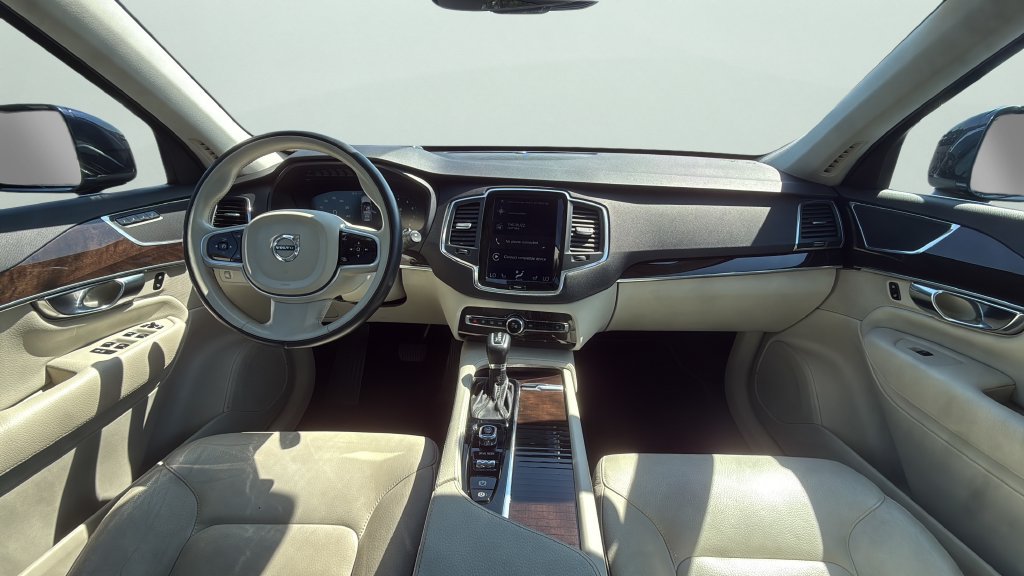 Used 2019 Volvo XC90 T6 Momentum w/ Advanced Package AWD/4WD image 16