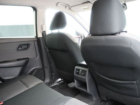 Used 2021 Nissan Rogue S AWD/4WD image 20