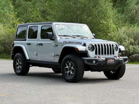 Used 2022 Jeep Wrangler Unlimited Rubicon w/ Dual Top Group AWD/4WD image 6