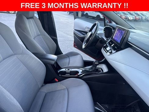 Used 2024 Toyota Corolla SE w/ SE Convenience Package FWD image 21