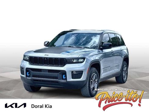 Used 2022 Jeep Grand Cherokee Trailhawk w/ Luxury Tech Group III AWD/4WD image 1
