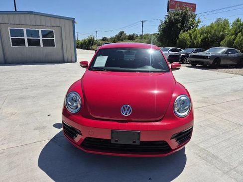 Used 2019 Volkswagen Beetle 2.0T S FWD image 3