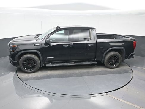 Used 2022 GMC Sierra 1500 Elevation w/ Elevation Premium Package image 18