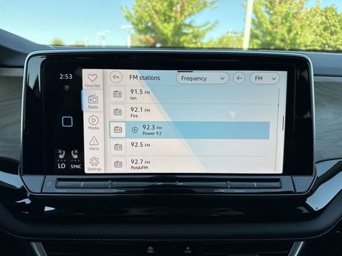 New 2026 Volkswagen Atlas SE image 17