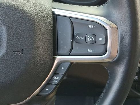 Used 2023 RAM 1500 Laramie AWD/4WD image 23