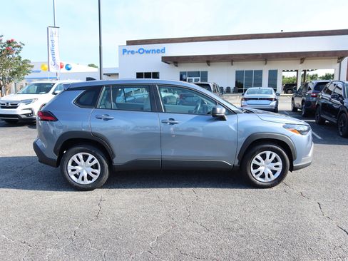 Used 2026 Toyota Corolla Cross L FWD image 3