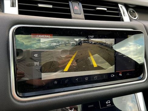 Used 2020 Land Rover Range Rover Sport HSE image 14