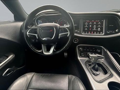 Used 2018 Dodge Challenger GT AWD/4WD image 8