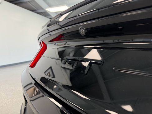 Used 2019 Ford Mustang GT Premium w/ Equipment Group 401A RWD image 32