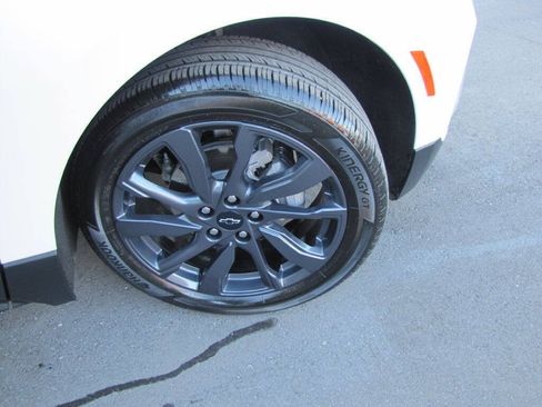 Used 2024 Chevrolet Equinox RS FWD image 31
