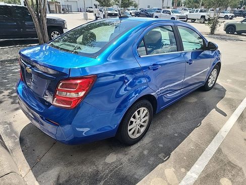 Used 2017 Chevrolet Sonic LT FWD image 3
