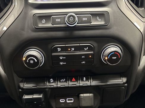 Used 2021 Chevrolet Silverado 1500 Custom Trail Boss image 40