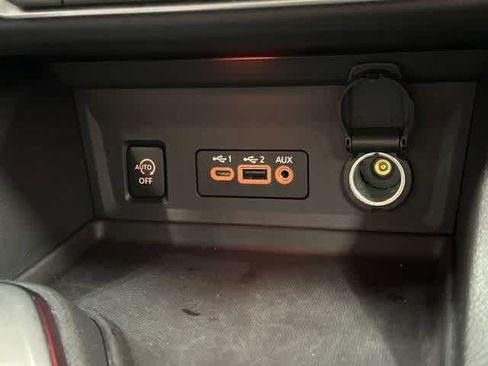 Used 2024 Nissan Sentra SV FWD image 25