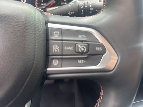 Used 2022 Jeep Compass Limited image 25