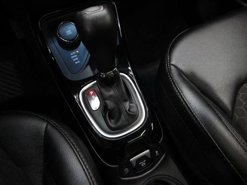 Used 2020 Jeep Compass Latitude AWD/4WD image 22