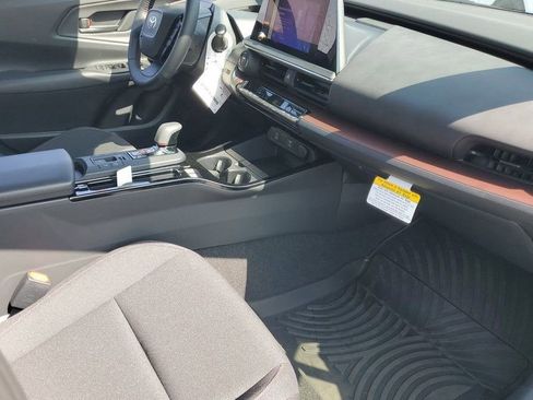 New 2026 Toyota Prius Plug-In Hybrid image 33