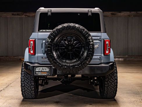 Used 2023 Ford Bronco Outer Banks image 8