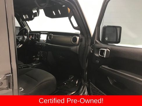 Certified 2020 Jeep Gladiator Overland image 35