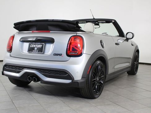Certified 2023 MINI Cooper S image 9