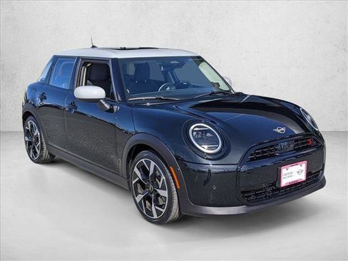 Certified 2025 MINI Cooper S image 3