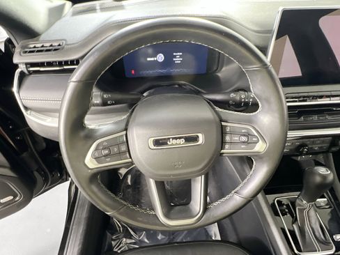 Used 2022 Jeep Compass High Altitude AWD/4WD image 11