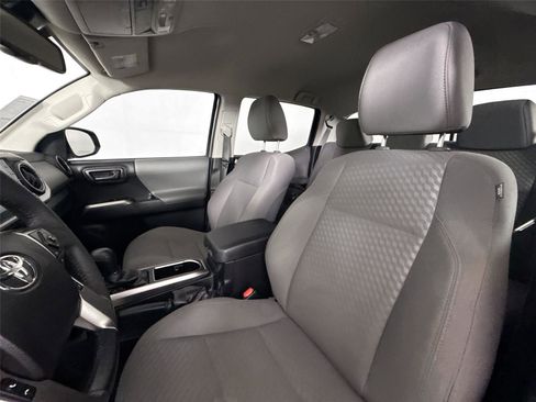 Certified 2023 Toyota Tacoma SR5 image 3