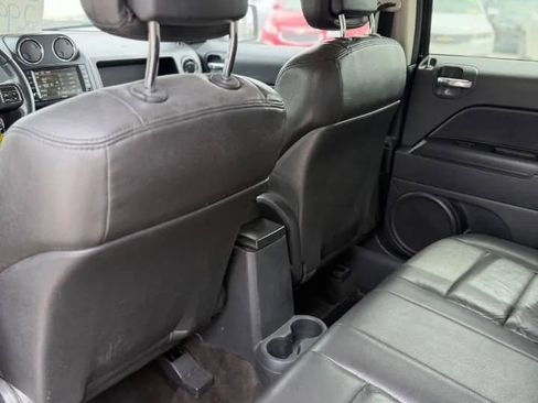Used 2013 Jeep Patriot Latitude w/ Altitude Pkg AWD/4WD image 17