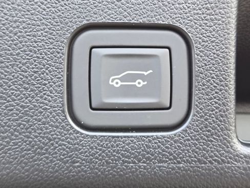 Used 2026 Chevrolet Equinox EV RS w/ Convenience Package II AWD/4WD image 20