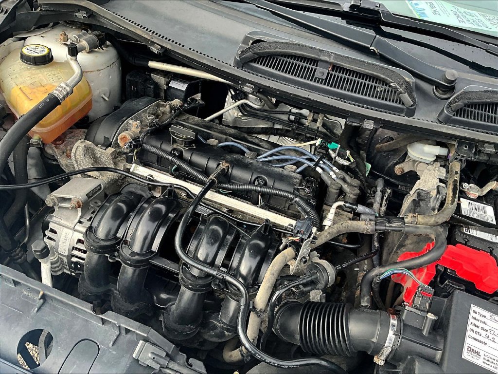 Used 2012 Ford Fiesta SE FWD image 32