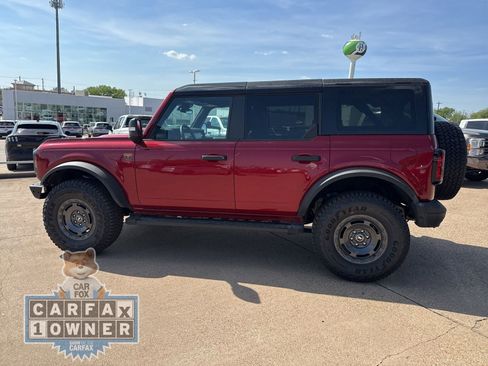 Used 2025 Ford Bronco Badlands image 4