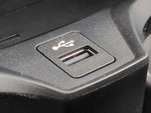 Used 2026 BMW 330i xDrive Sedan w/ M Sport Package AWD/4WD image 33