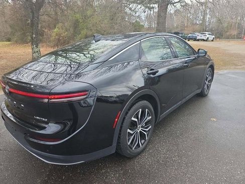 Used 2024 Toyota Crown Limited image 2