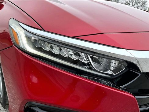 Used 2018 Honda Accord LX image 31