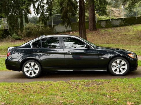 Used 2006 BMW 330xi Sedan image 8