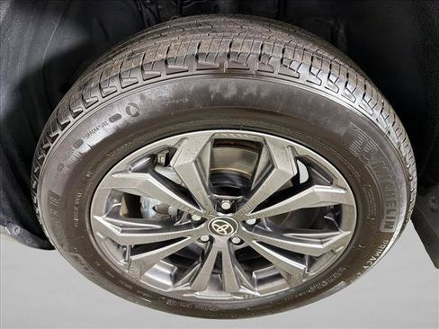 Used 2024 Toyota RAV4 Limited AWD/4WD image 12