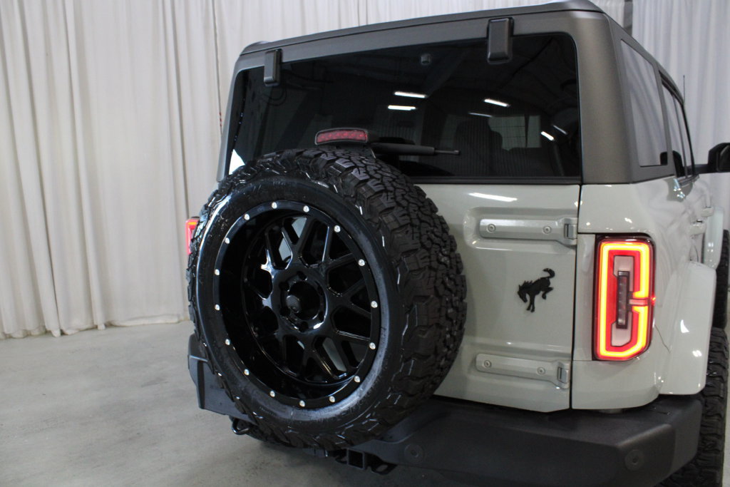 Used 2023 Ford Bronco Outer Banks AWD/4WD image 31
