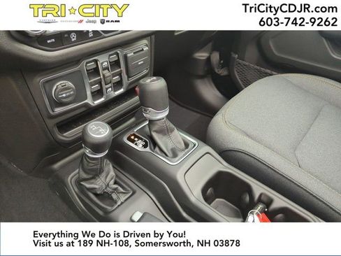 New 2025 Jeep Wrangler Sport S image 23