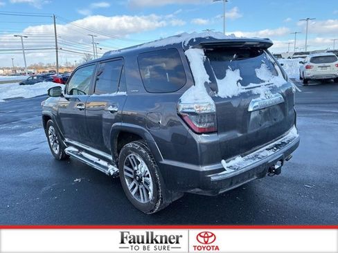 Used 2018 Toyota 4Runner Limited image 12