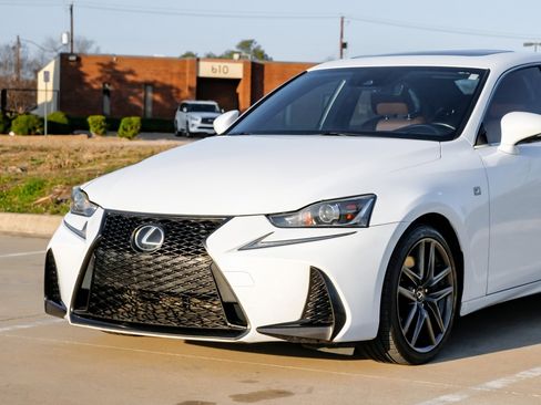 Used 2017 Lexus IS 200t F Sport image 8