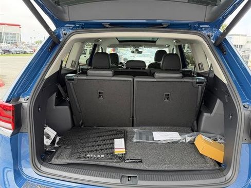 New 2026 Volkswagen Atlas SE image 29