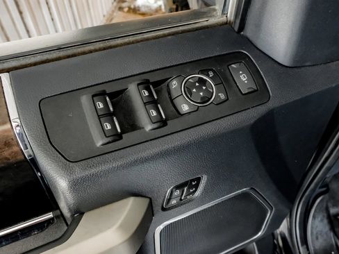Used 2022 Ford F350 Lariat w/ Lariat Ultimate Package AWD/4WD image 44