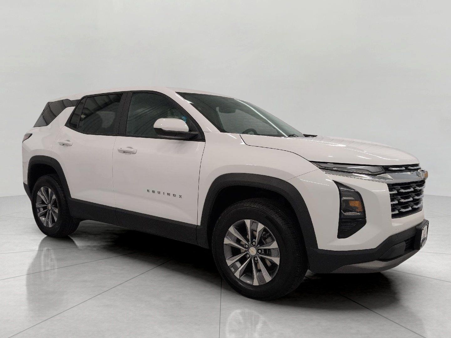 Certified 2026 Chevrolet Equinox LT AWD/4WD image 1