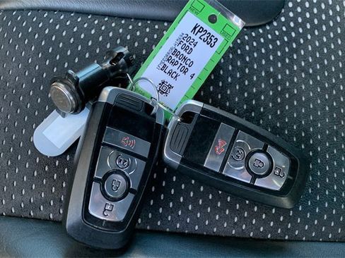 Used 2024 Ford Bronco Raptor w/ Interior Carbon Fiber Pack 6 image 40