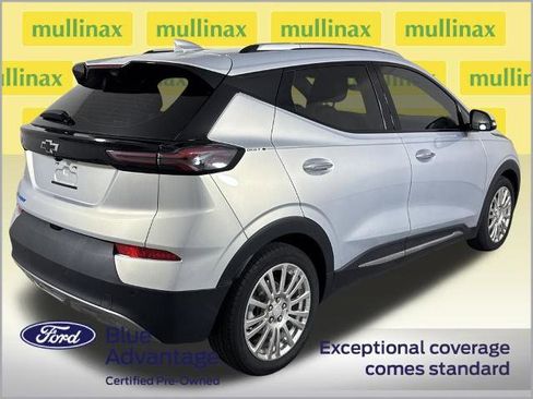 Used 2022 Chevrolet Bolt EUV Premier w/ Super Cruise Package image 4