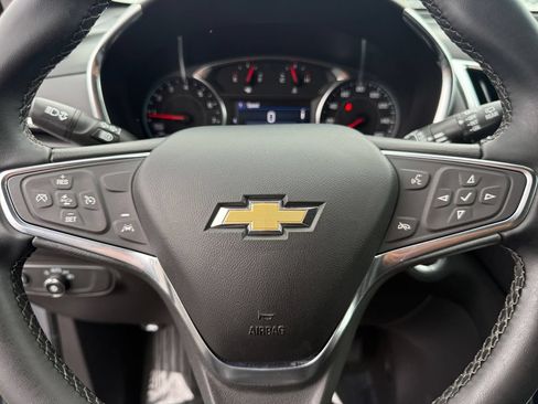 Used 2024 Chevrolet Equinox LT FWD image 18