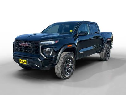 Used 2025 GMC Canyon Elevation