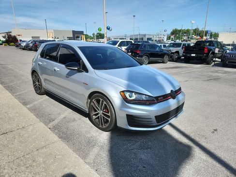 Used 2017 Volkswagen GTI Sport FWD image 7
