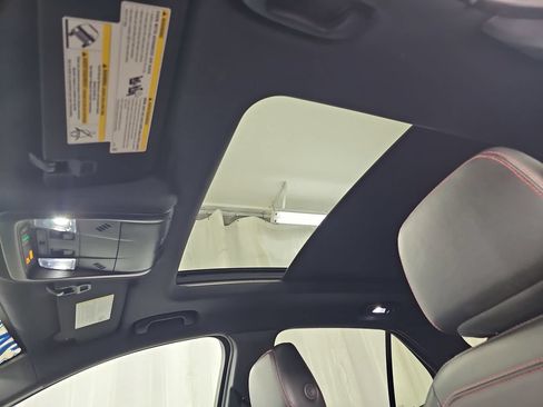 Certified 2024 Chevrolet Equinox RS w/ RS Leather Package AWD/4WD image 34