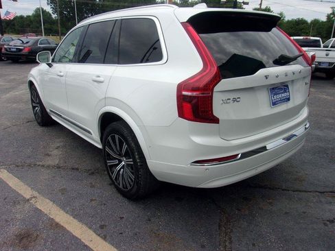 Used 2024 Volvo XC90 B5 Plus AWD/4WD image 8